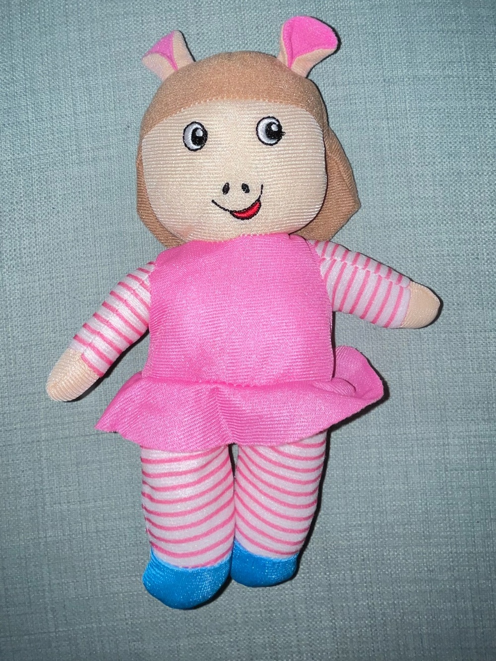 Plush D.W. Arthur PBS Kid's Show Stuffed Animal Sister Doll Toy Aardvark